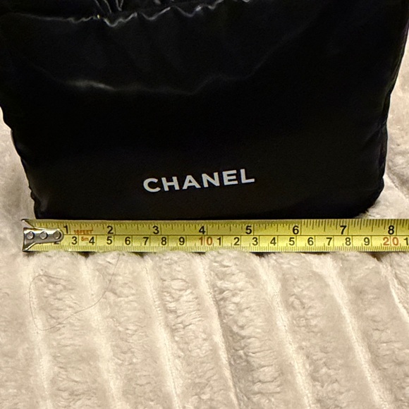 CC Parfums Black Nylon Cosmetic Pouch VIP Gift - Picture 9 of 11